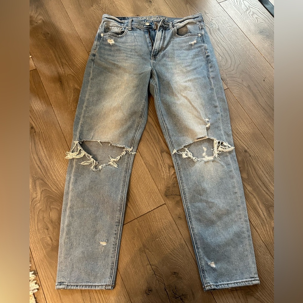 Distressed Light Blue Jeans